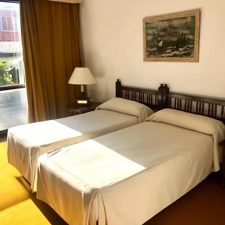 El Ancla Hotel 3*
