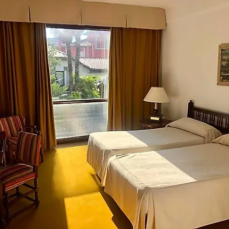 El Ancla Hotel 3*