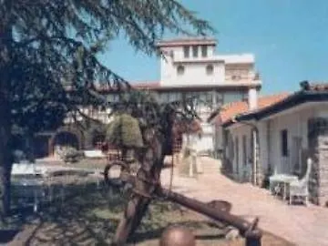 Hotel El Ancla Laredo