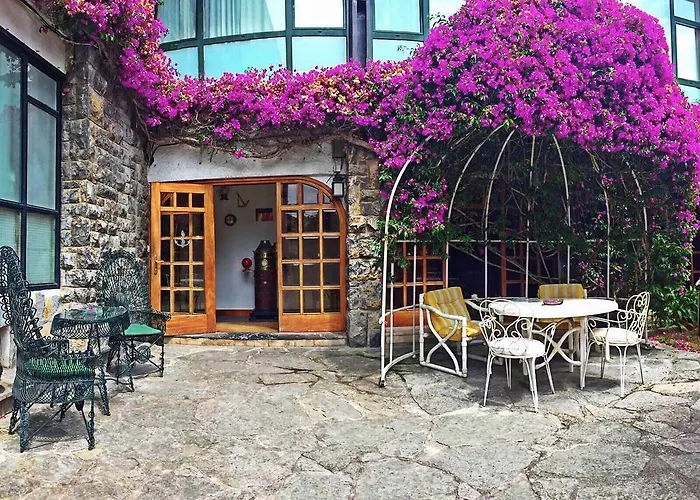 Hotel El Ancla Laredo